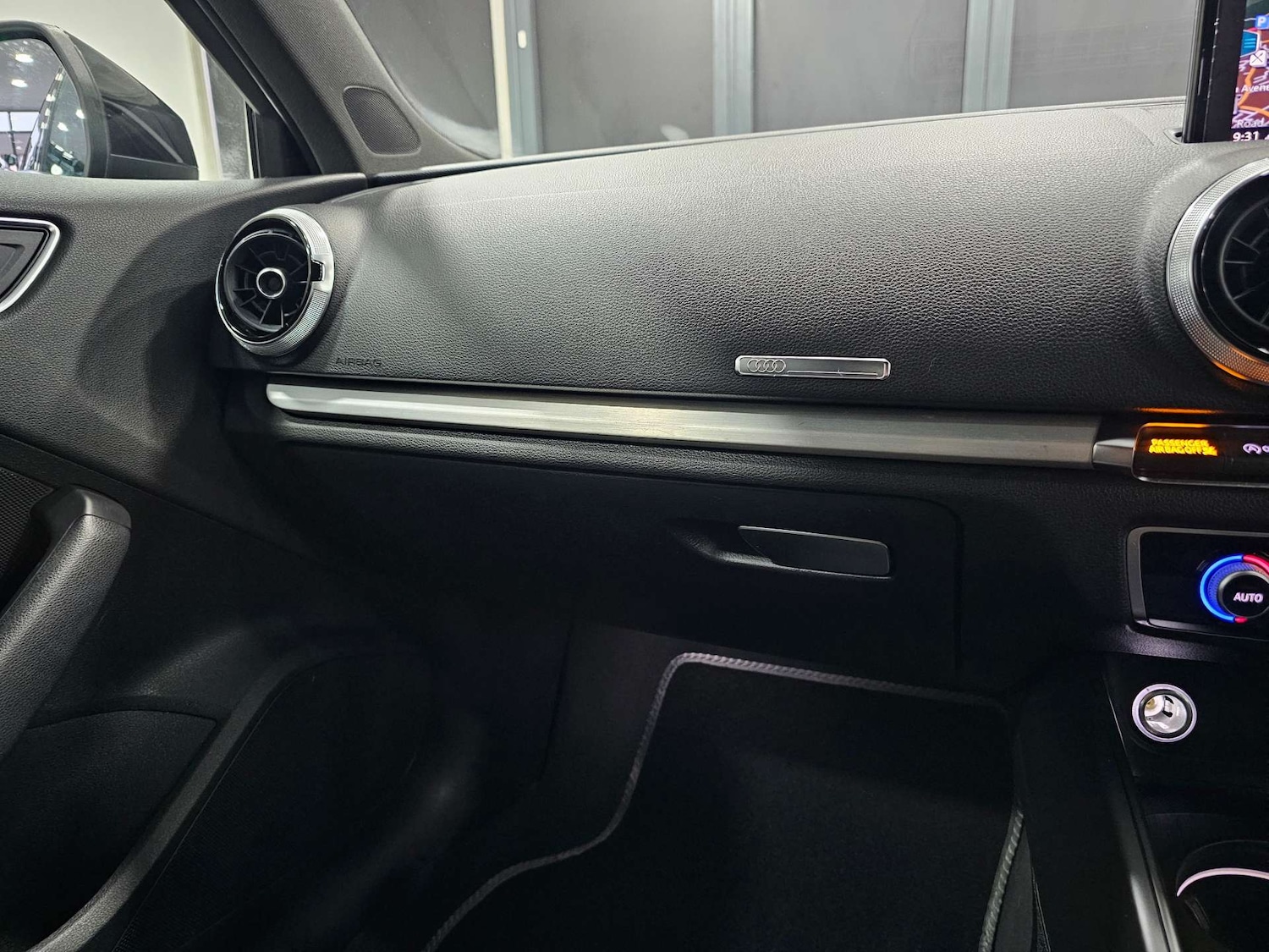 Used Audi A3 2018 for sale - 77245609: Photo 76