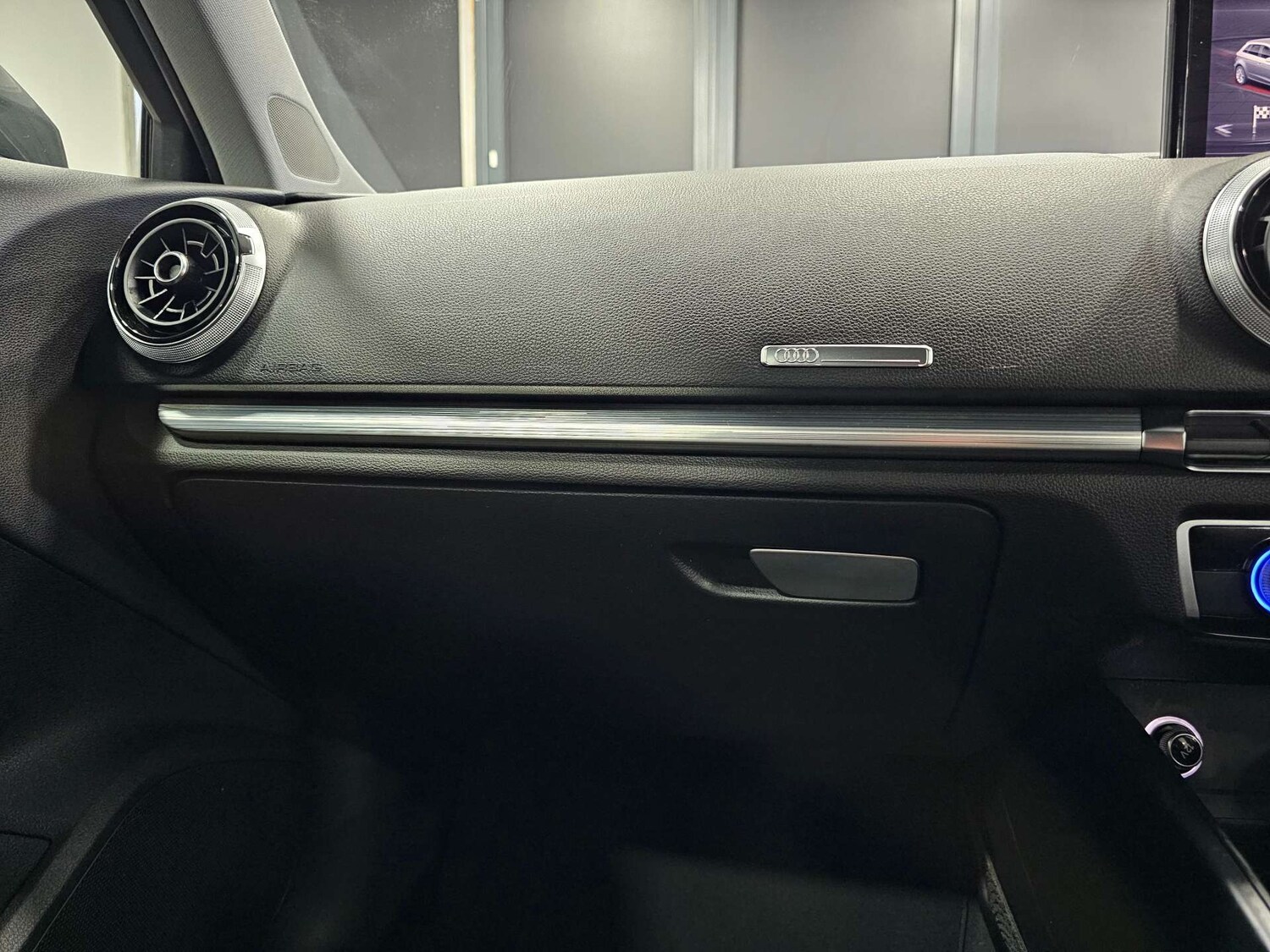 Used Audi A3 2018 for sale - 77482431: Photo 68