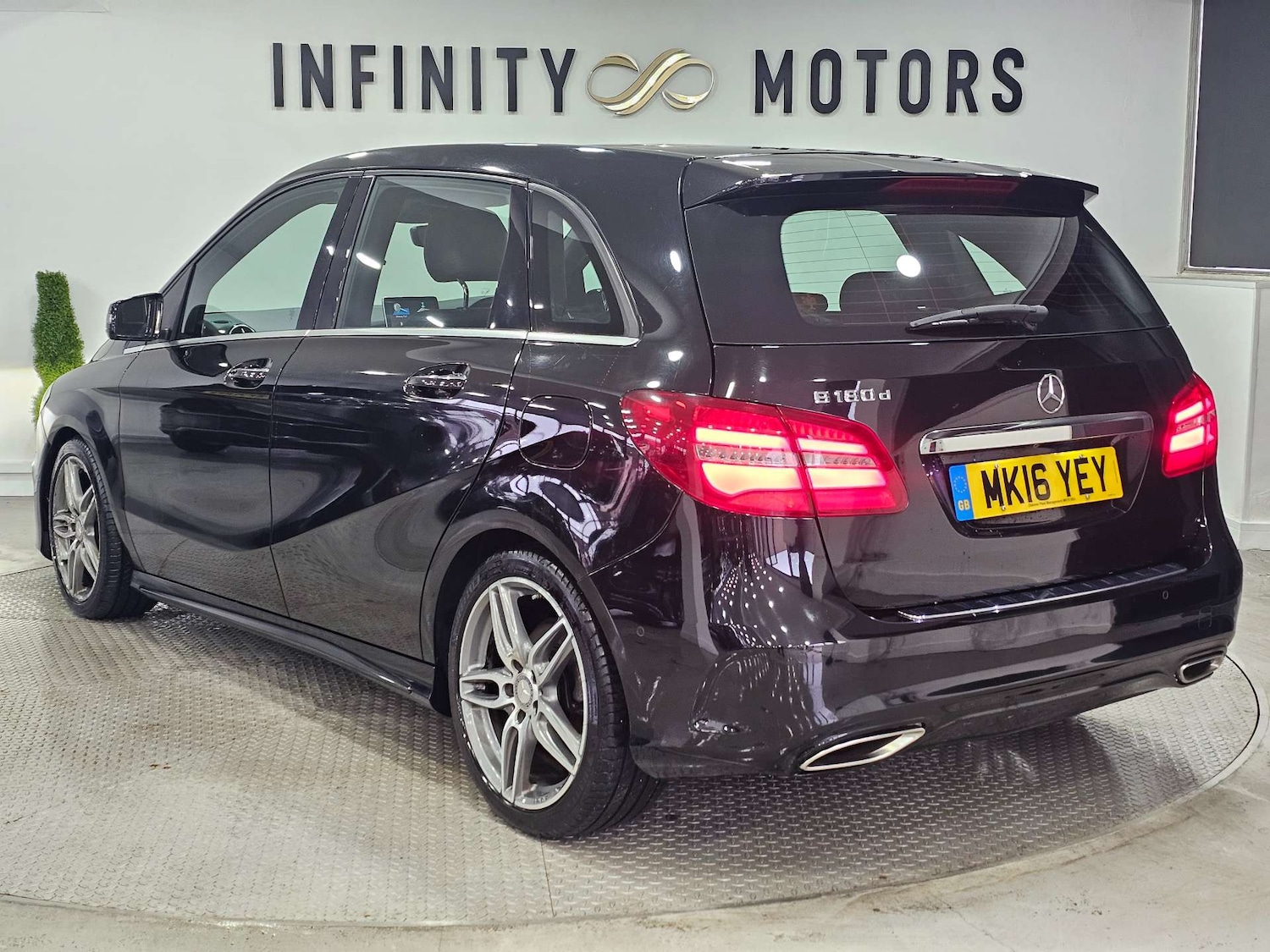 Used Mercedes-Benz B Class 2016 for sale - 76972436: Photo 25