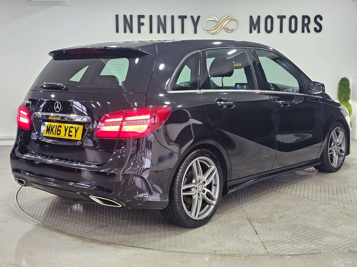 Used Mercedes-Benz B Class 2016 for sale - 76972436: Photo 31