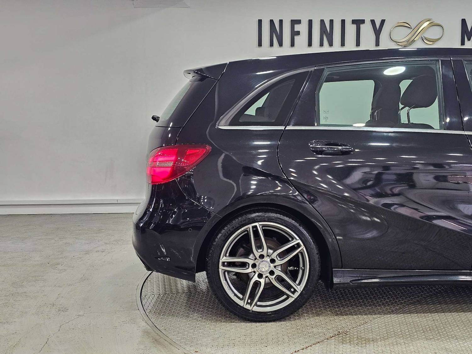 Used Mercedes-Benz B Class 2016 for sale - 76972436: Photo 35