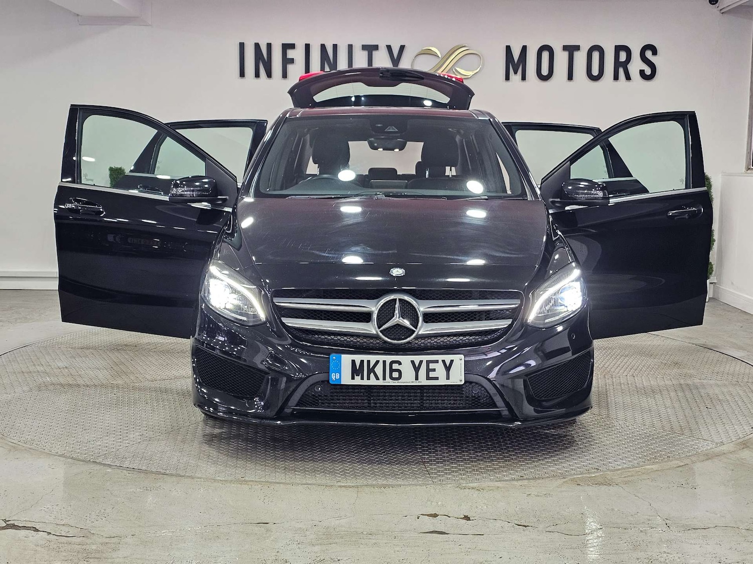 Used Mercedes-Benz B Class 2016 for sale - 76972436: Photo 40