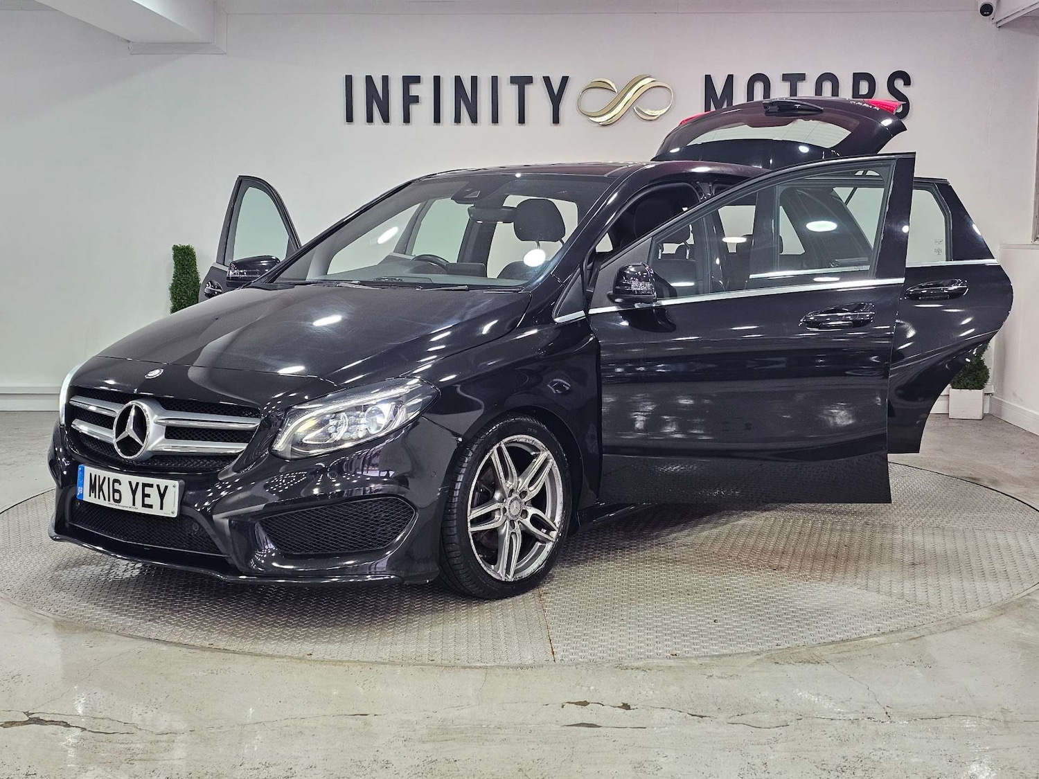 Used Mercedes-Benz B Class 2016 for sale - 76972436: Photo 41