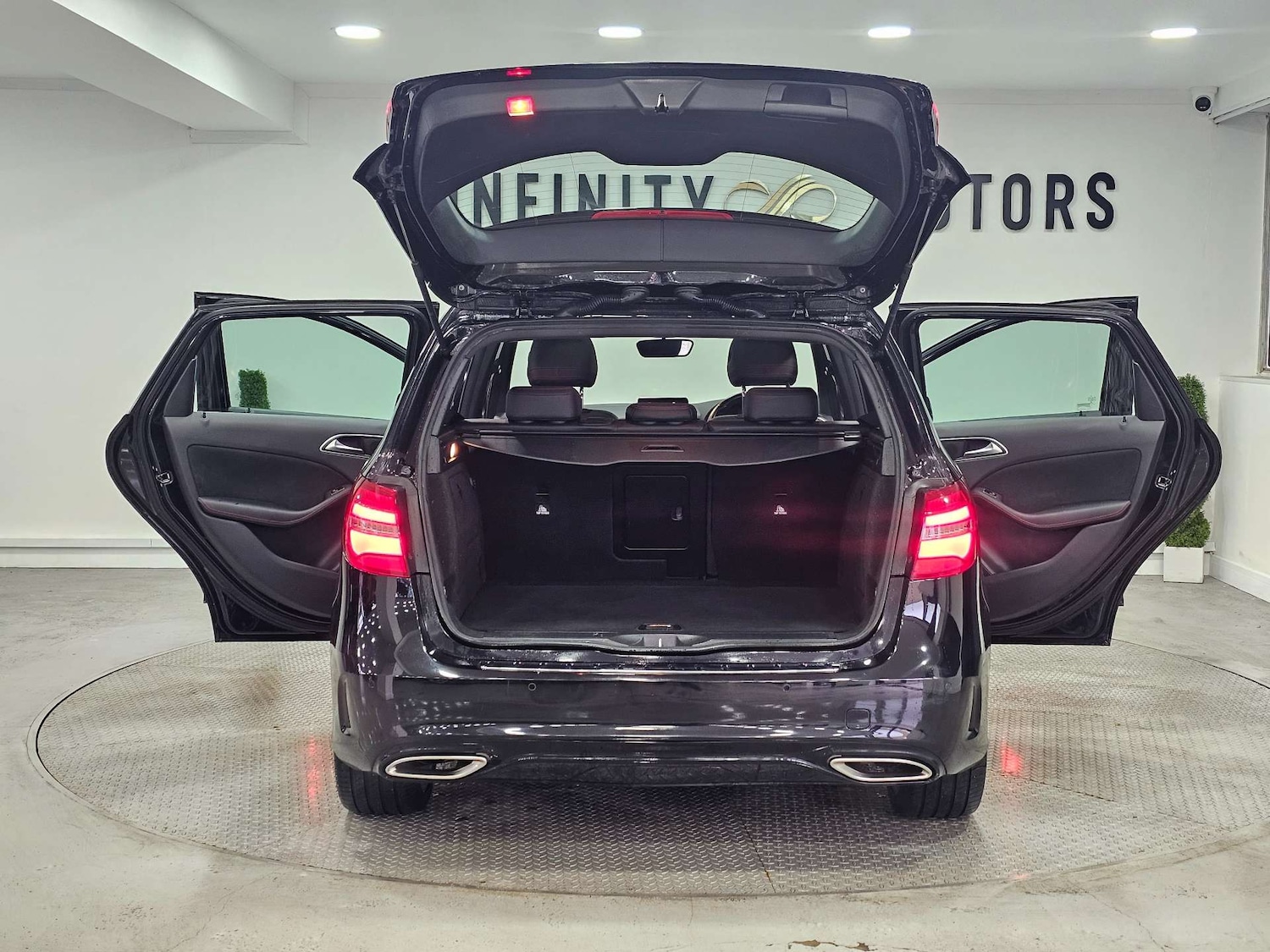 Used Mercedes-Benz B Class 2016 for sale - 76972436: Photo 44