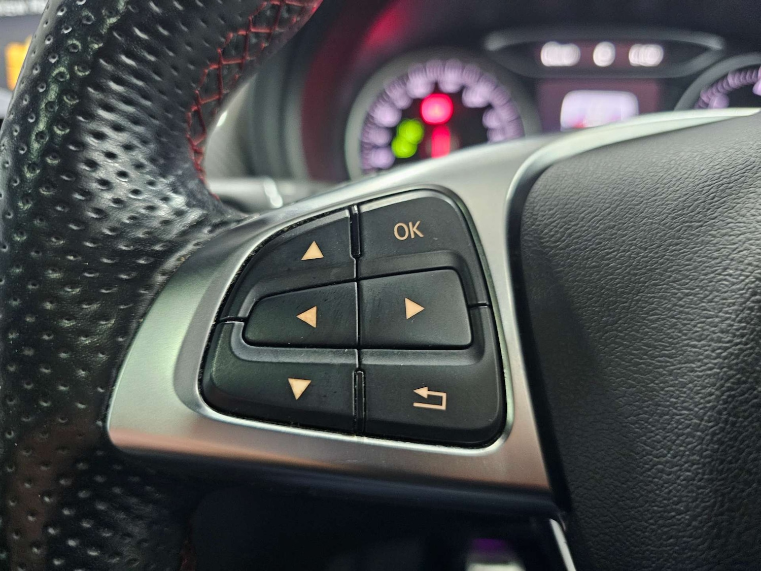 Used Mercedes-Benz B Class 2016 for sale - 76972436: Photo 57