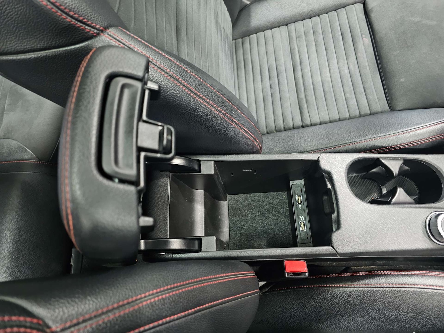 Used Mercedes-Benz B Class 2016 for sale - 76972436: Photo 60