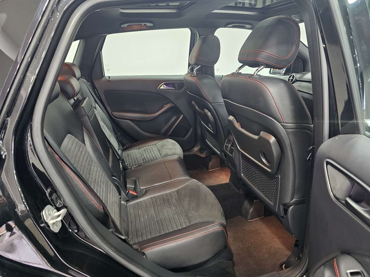 Used Mercedes-Benz B Class 2016 for sale - 76972436: Photo 75