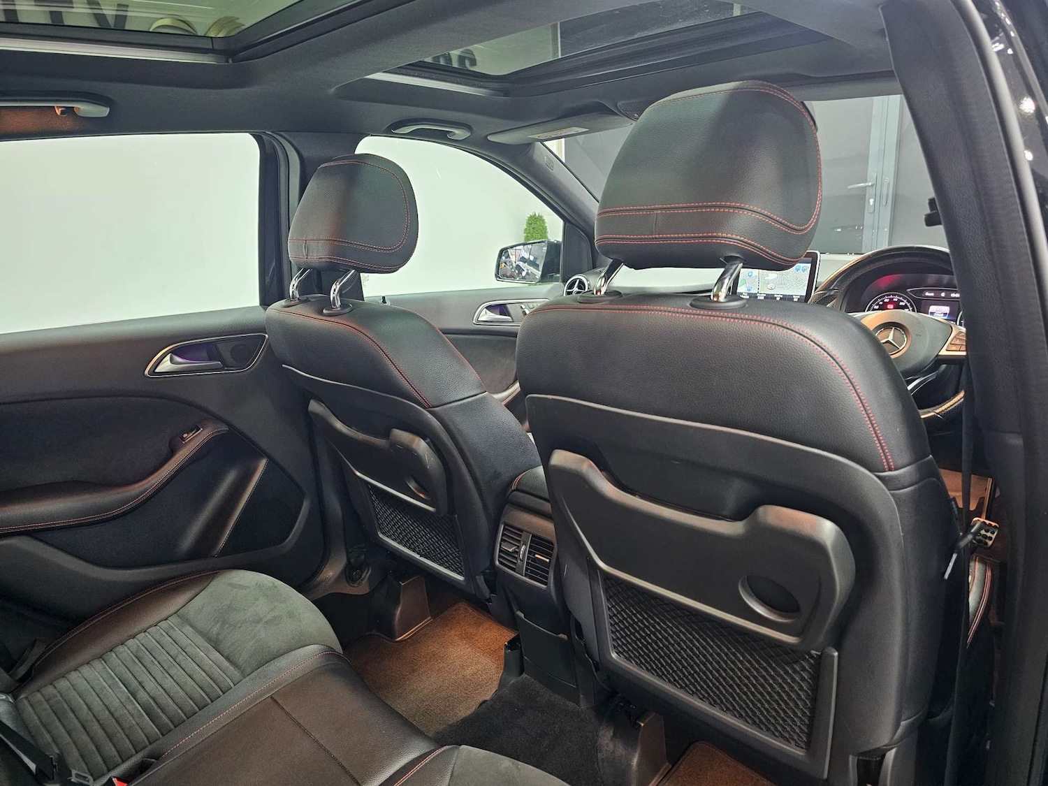 Used Mercedes-Benz B Class 2016 for sale - 76972436: Photo 76