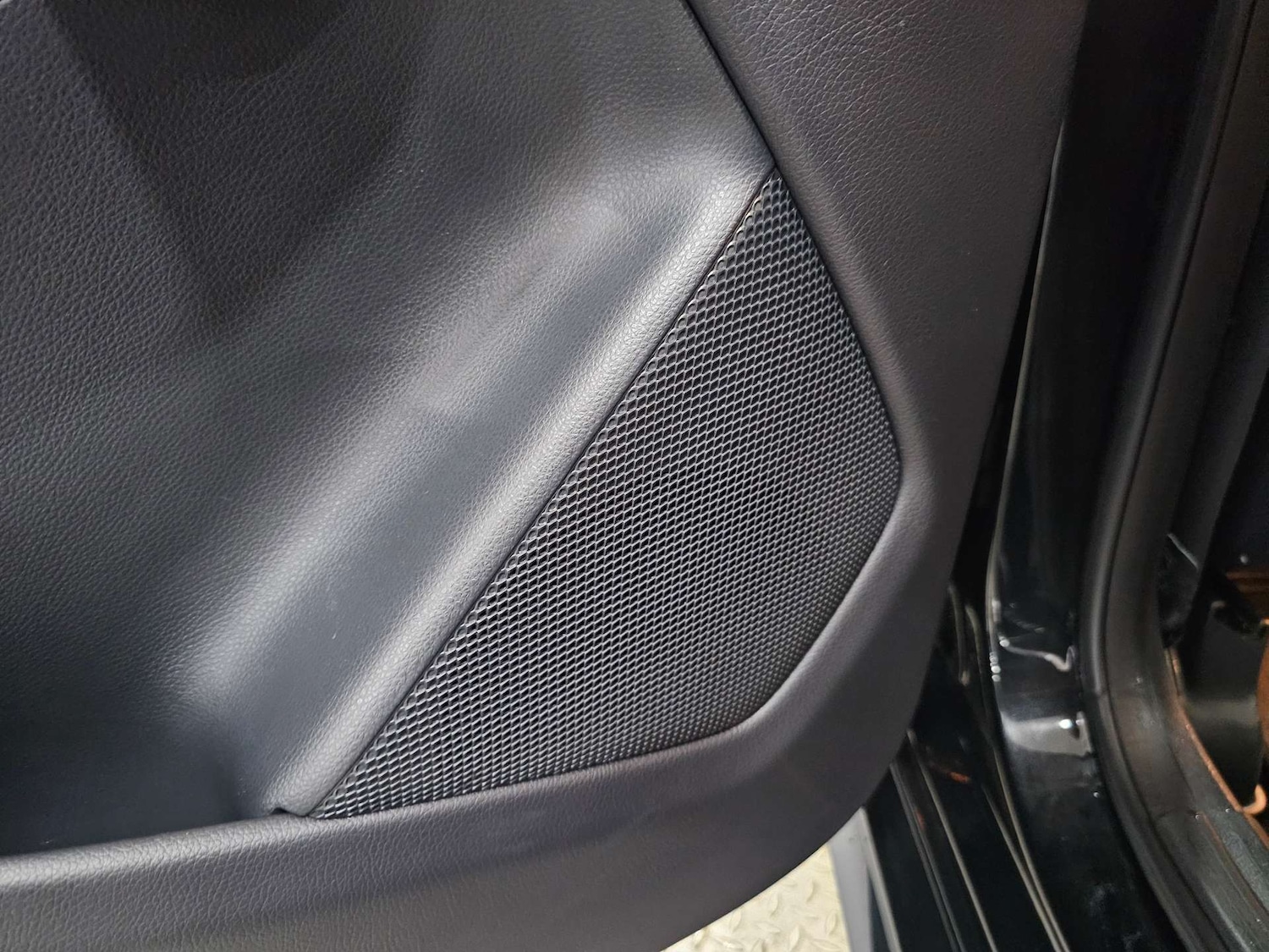 Used Mercedes-Benz B Class 2016 for sale - 76972436: Photo 85