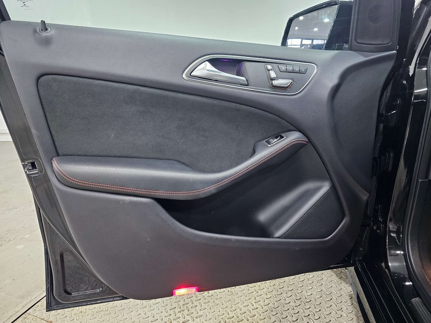 Used Mercedes-Benz B Class 2016 for sale - 76972436: Photo 90