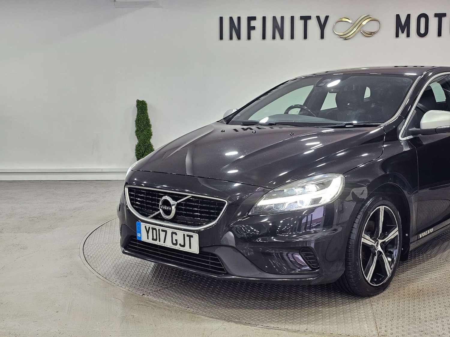 Used Volvo V40 2017 for sale - 76972391: Photo 19