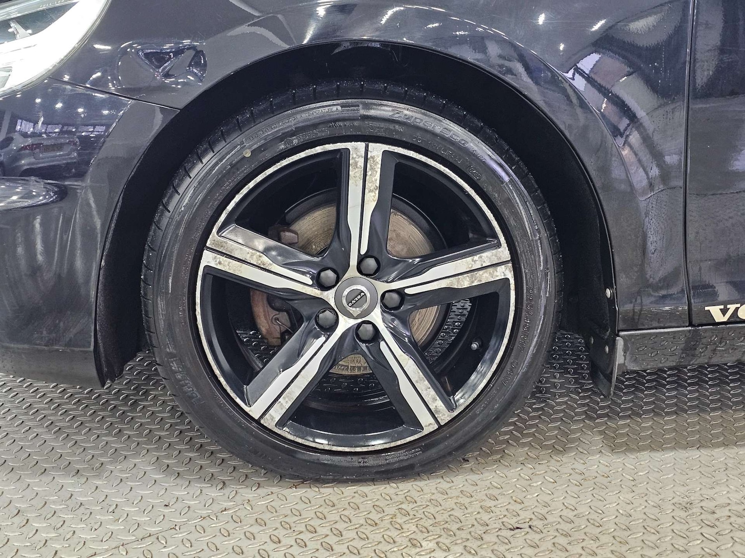 Used Volvo V40 2017 for sale - 76972391: Photo 23