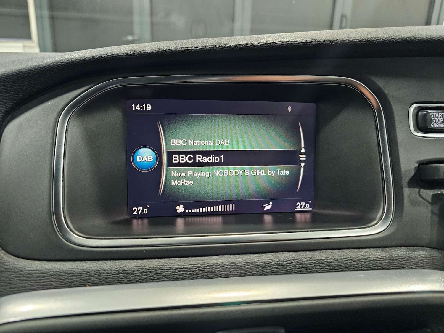 Used Volvo V40 2017 for sale - 76972391: Photo 60