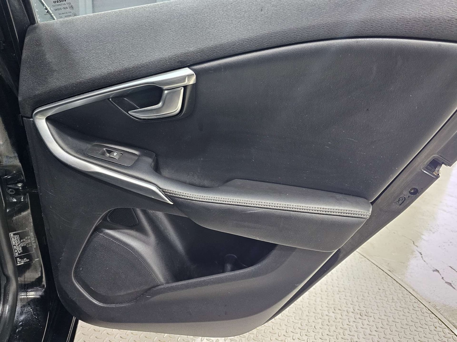 Used Volvo V40 2017 for sale - 76972391: Photo 66