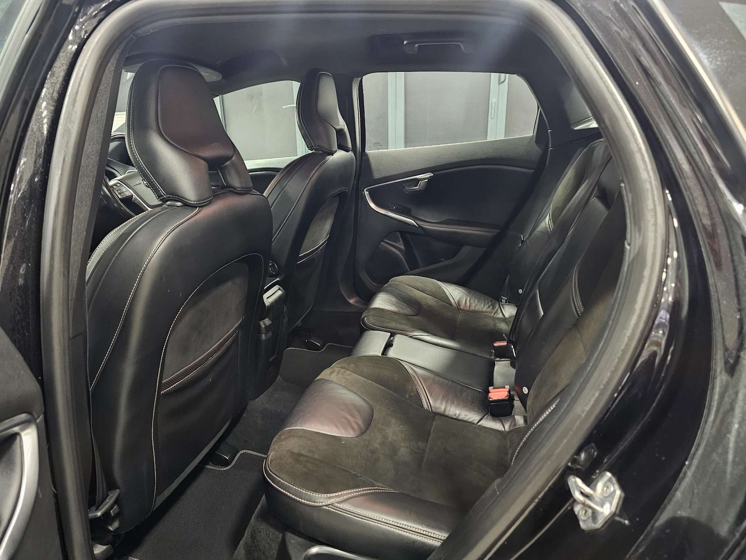 Used Volvo V40 2017 for sale - 76972391: Photo 73