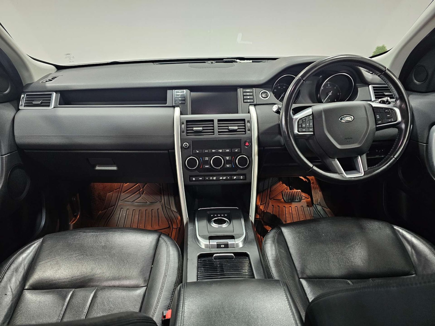 Used Land Rover Discovery Sport 2018 for sale - 77235341: Photo 10