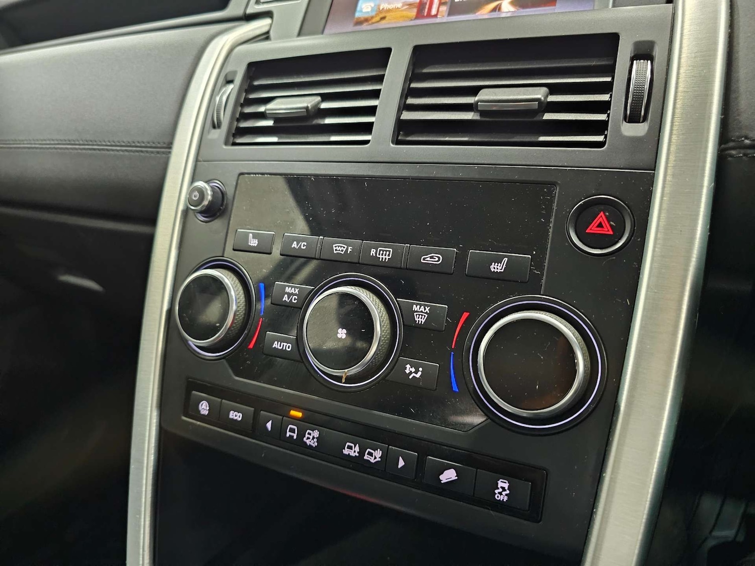 Used Land Rover Discovery Sport 2018 for sale - 77235341: Photo 15