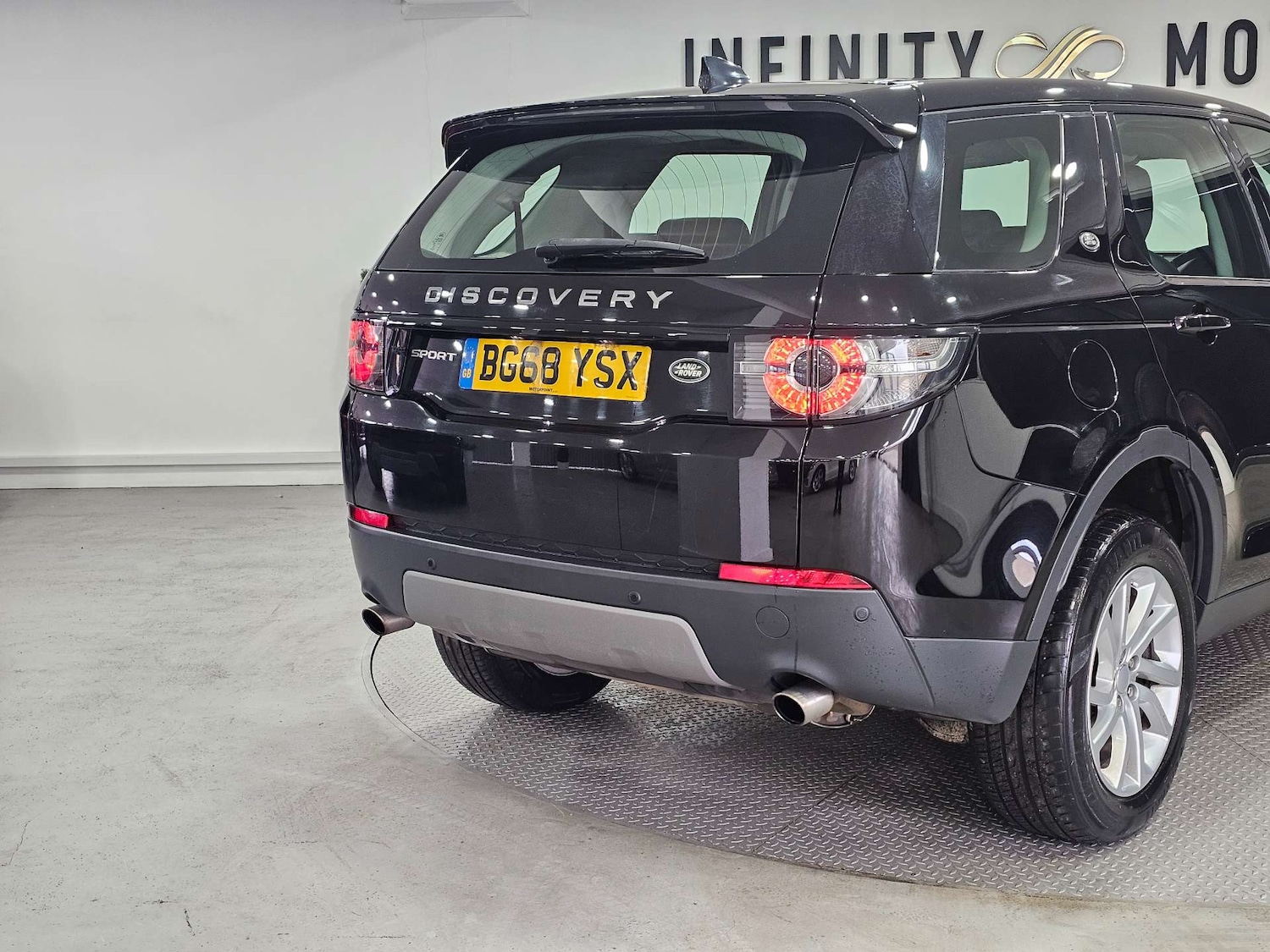 Used Land Rover Discovery Sport 2018 for sale - 77235341: Photo 34