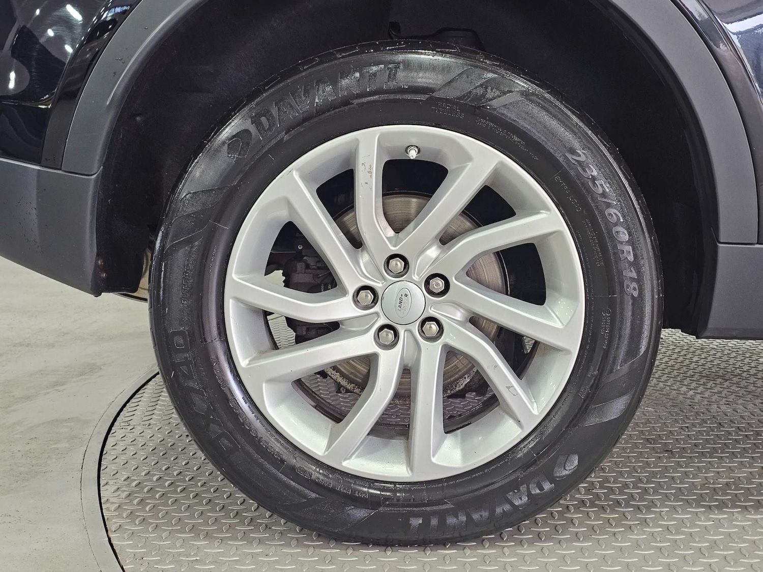 Used Land Rover Discovery Sport 2018 for sale - 77235341: Photo 41