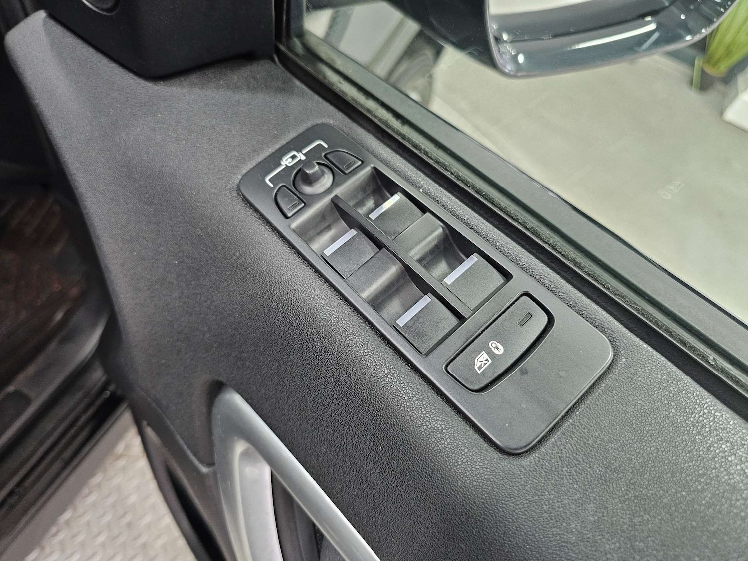 Used Land Rover Discovery Sport 2018 for sale - 77235341: Photo 55