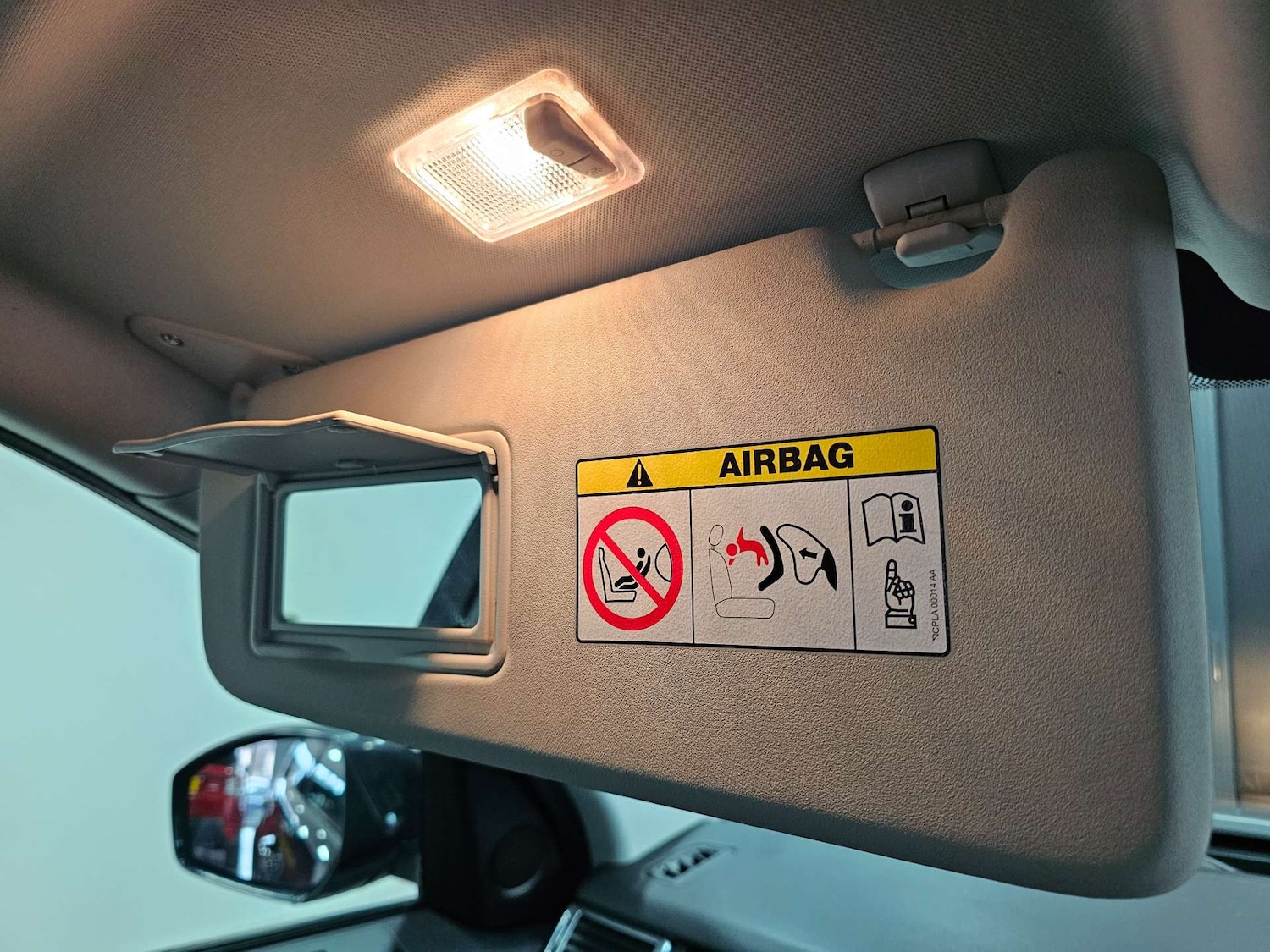 Used Land Rover Discovery Sport 2018 for sale - 77235341: Photo 69