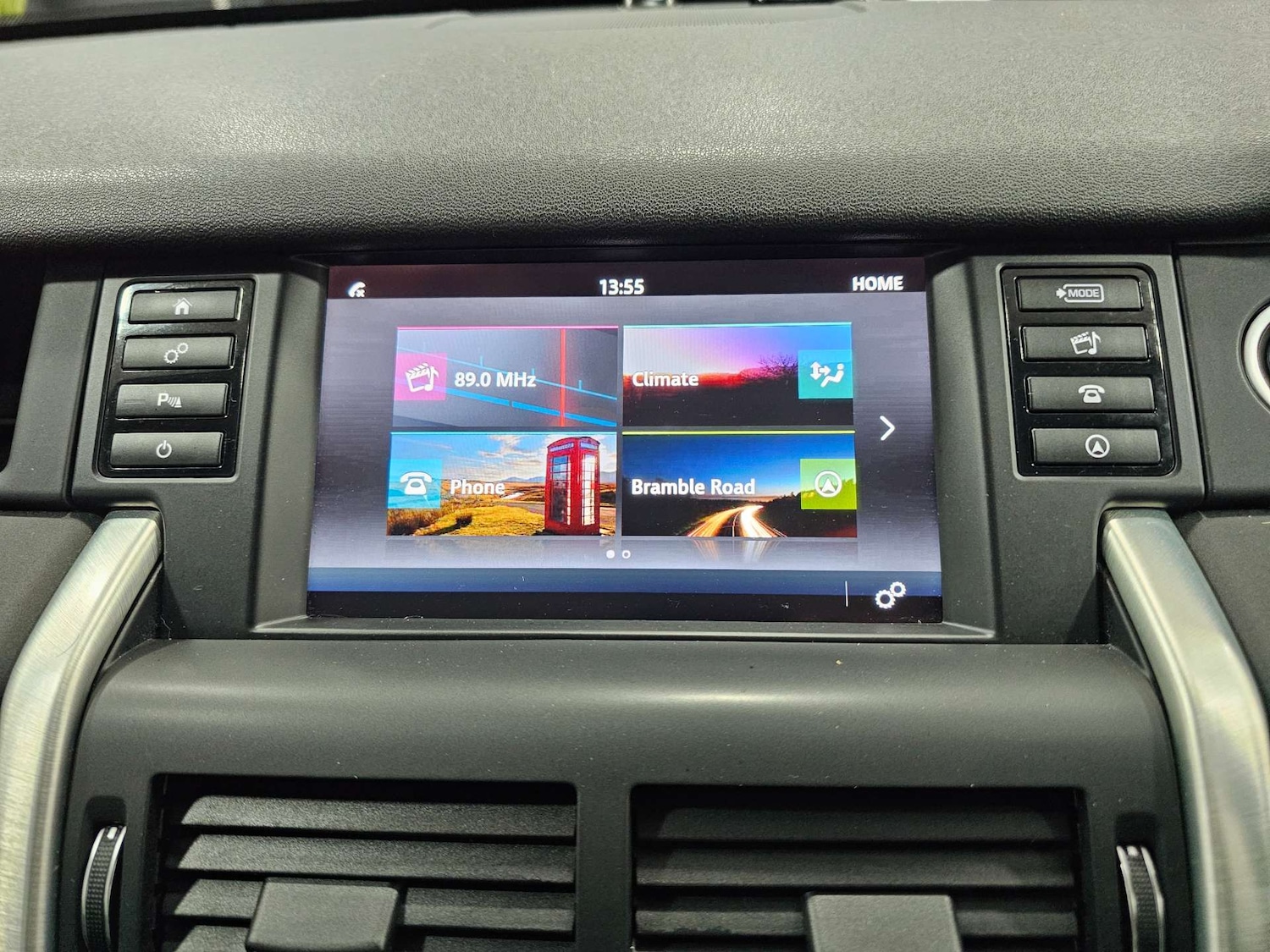 Used Land Rover Discovery Sport 2018 for sale - 77235341: Photo 72