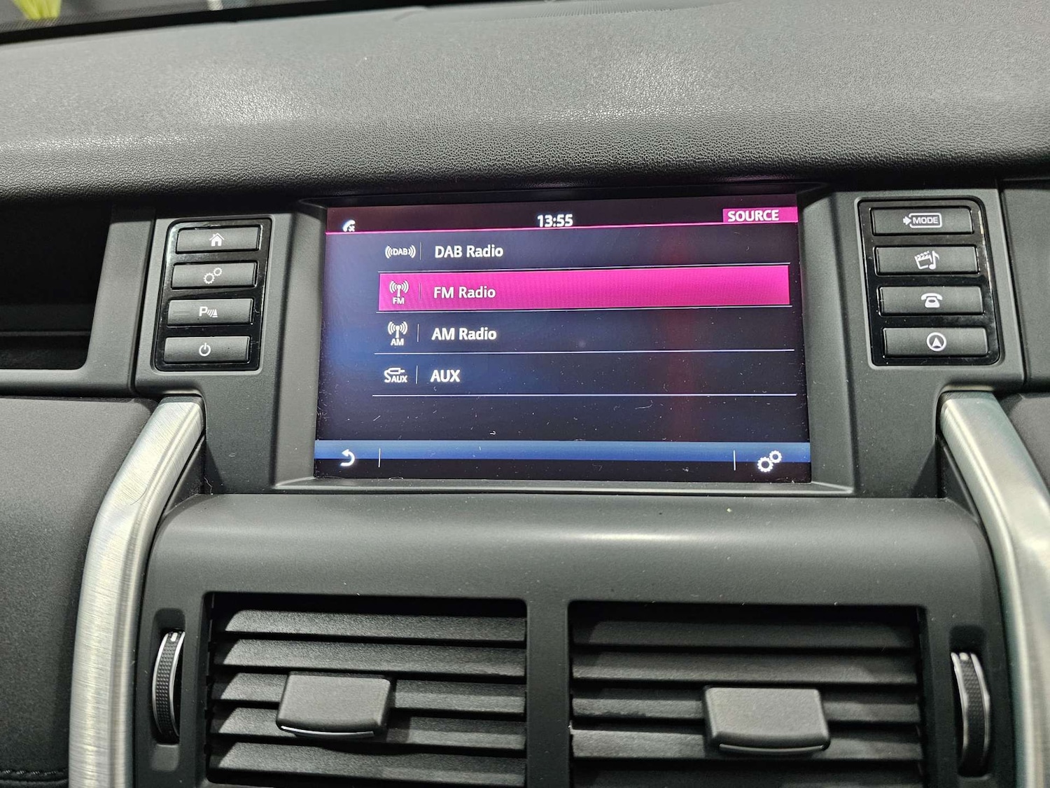 Used Land Rover Discovery Sport 2018 for sale - 77235341: Photo 74