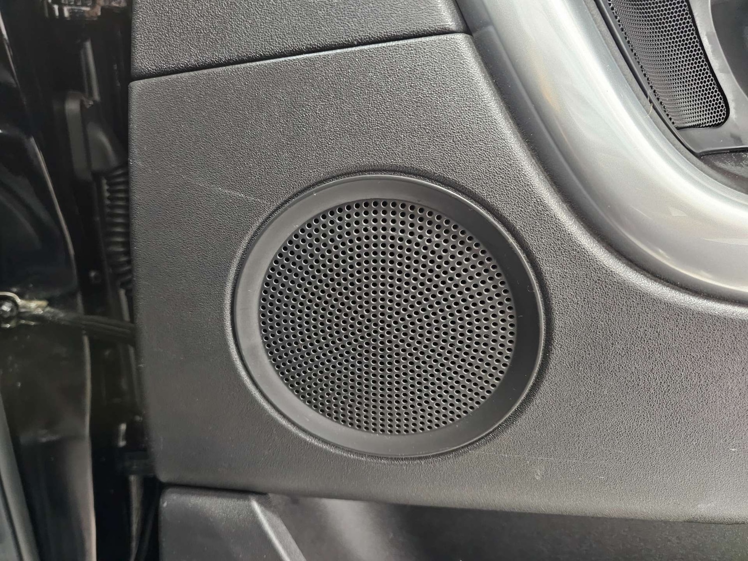 Used Land Rover Discovery Sport 2018 for sale - 77235341: Photo 82