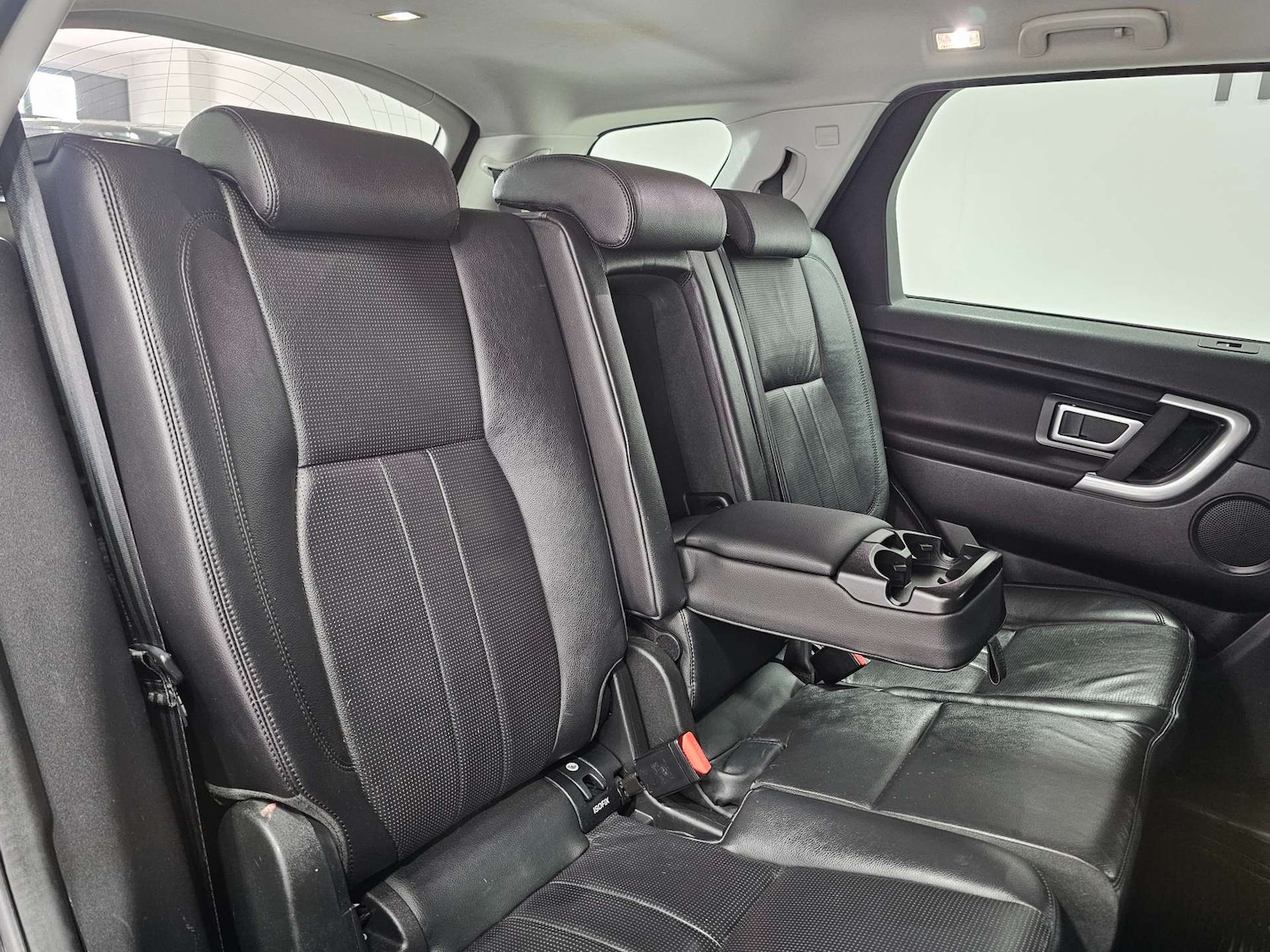 Used Land Rover Discovery Sport 2018 for sale - 77235341: Photo 85