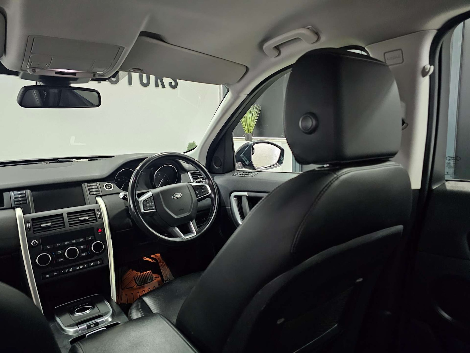 Used Land Rover Discovery Sport 2018 for sale - 77235341: Photo 94