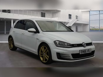 Used Volkswagen Golf 2017 for sale - 77355525: Photo