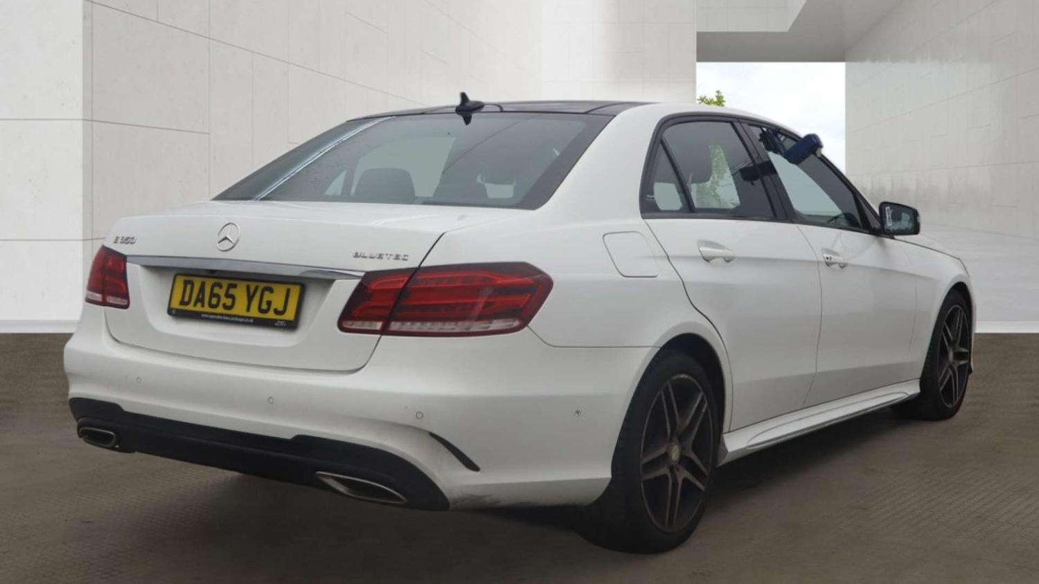 Used Mercedes-Benz E Class 2016 for sale - 78068111: Photo 5