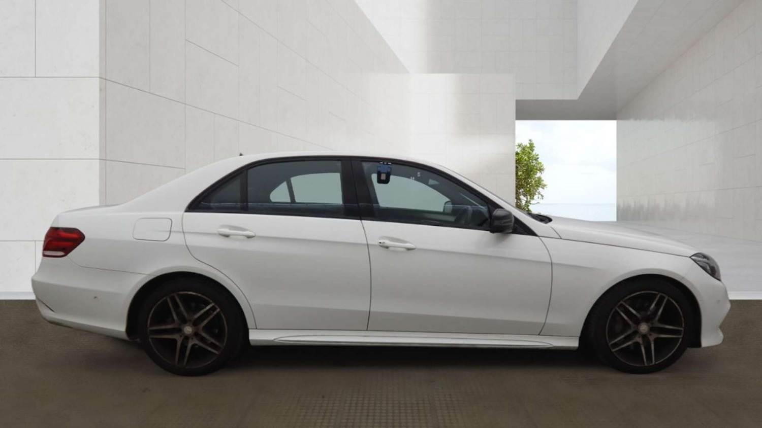 Used Mercedes-Benz E Class 2016 for sale - 78068111: Photo 7