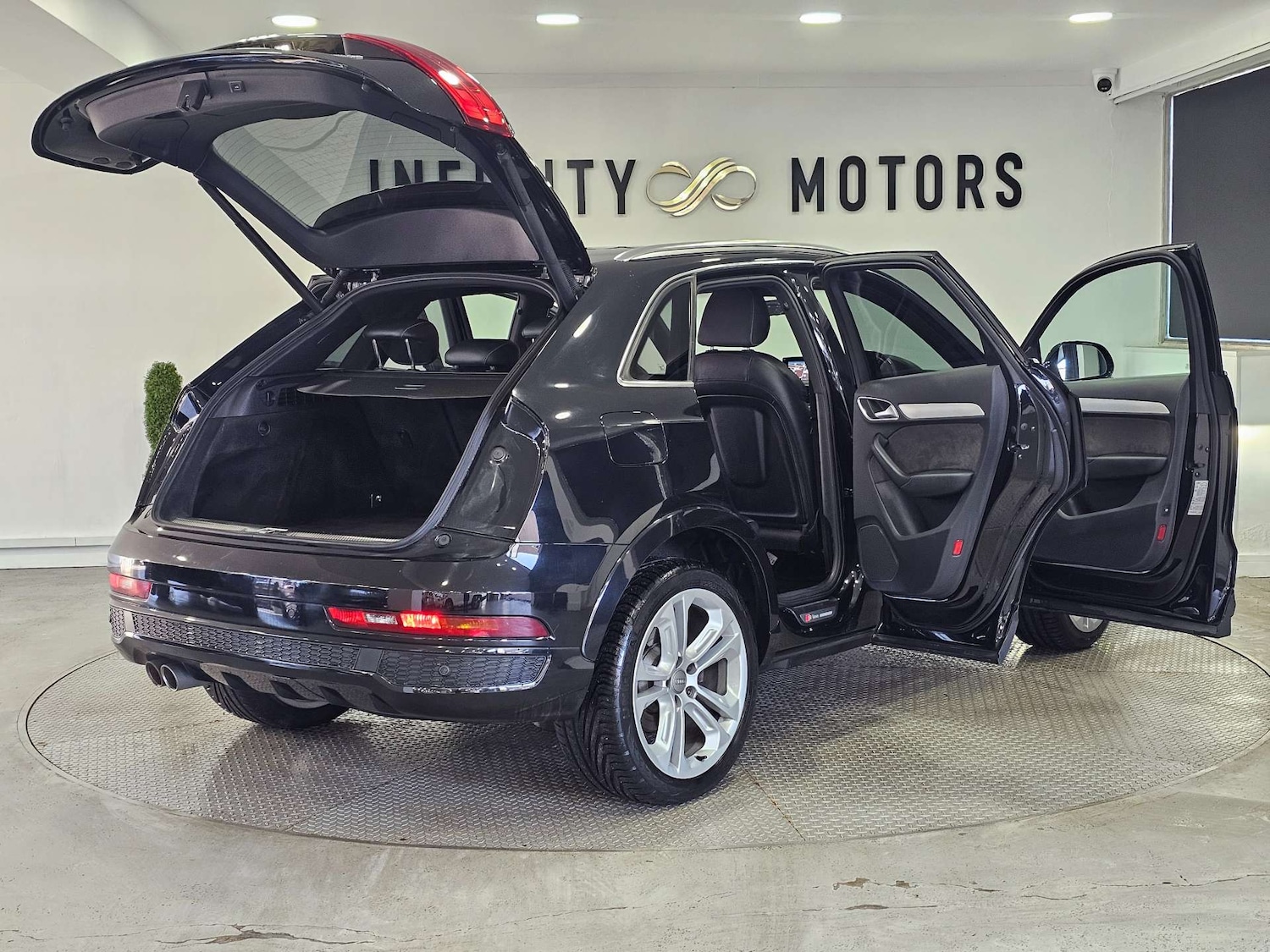 Used Audi Q3 2016 for sale - 77224797: Photo 48