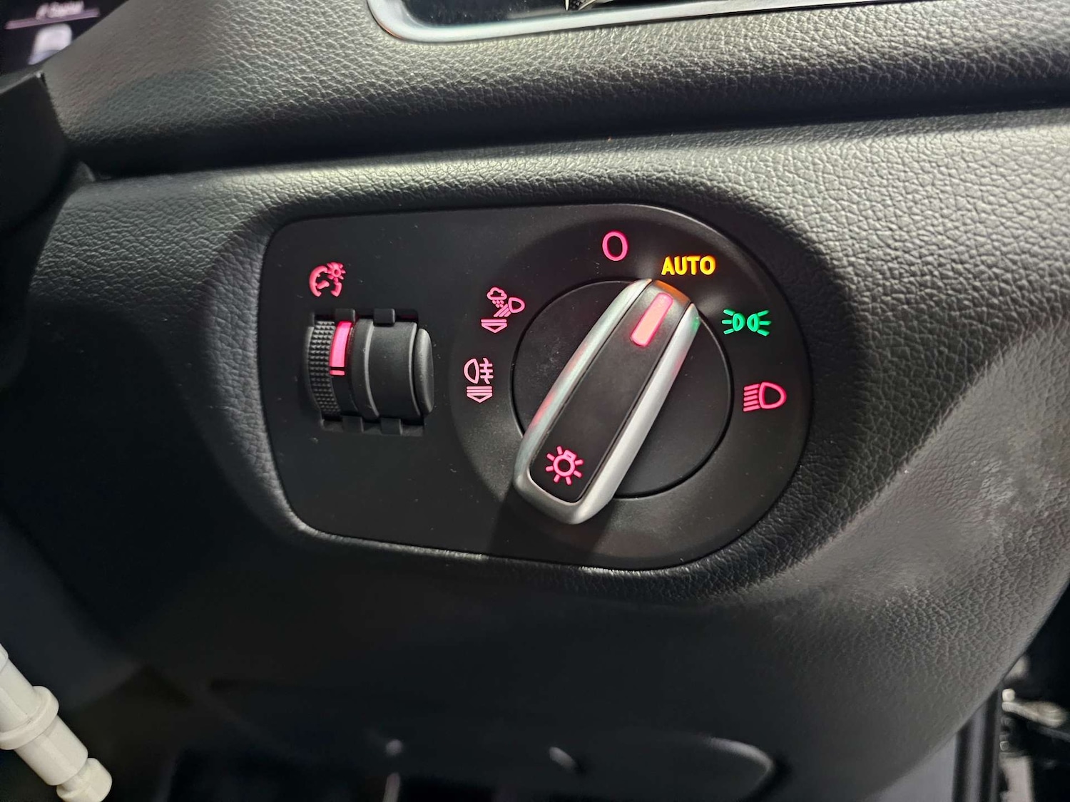 Used Audi Q3 2016 for sale - 77224797: Photo 60