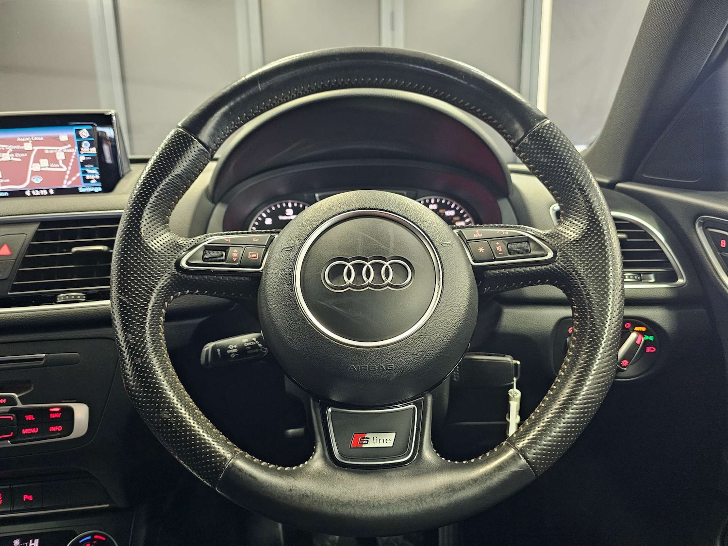 Used Audi Q3 2016 for sale - 77224797: Photo 62