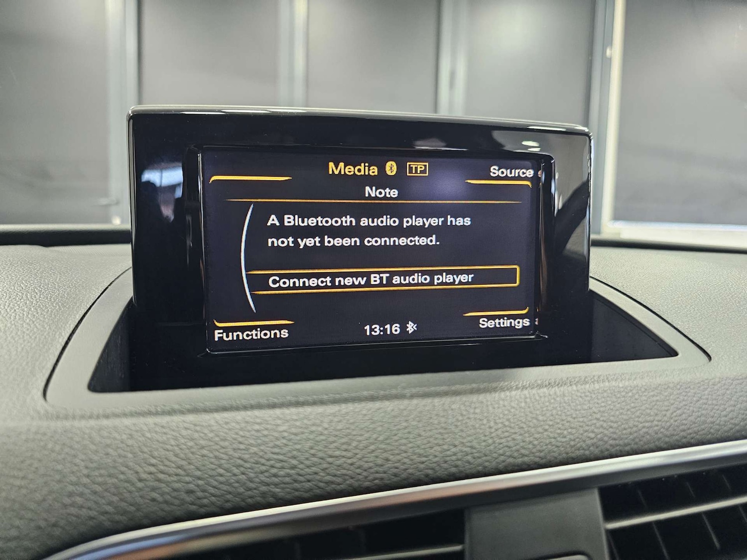 Used Audi Q3 2016 for sale - 77224797: Photo 73