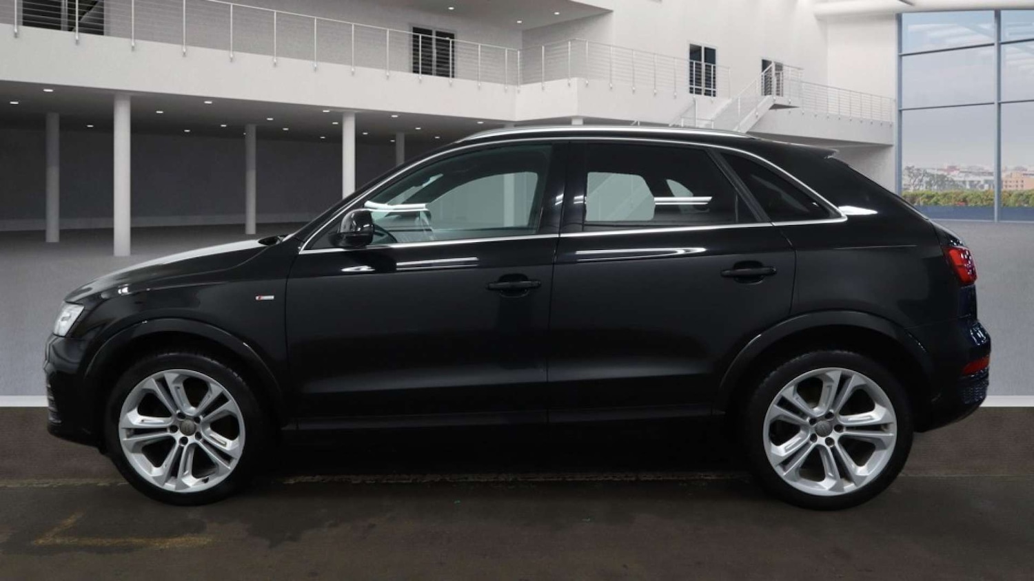 Used Audi Q3 2016 for sale - 77224797: Photo 8