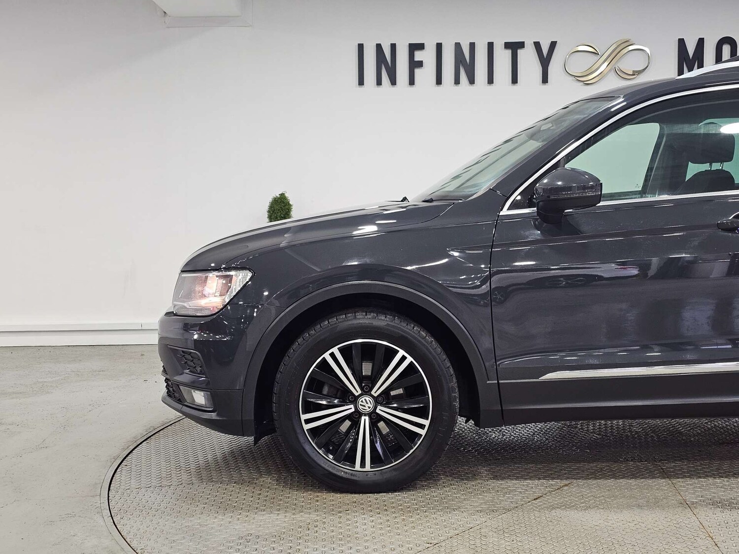 Used Volkswagen Tiguan 2017 for sale - 77803672: Photo 22