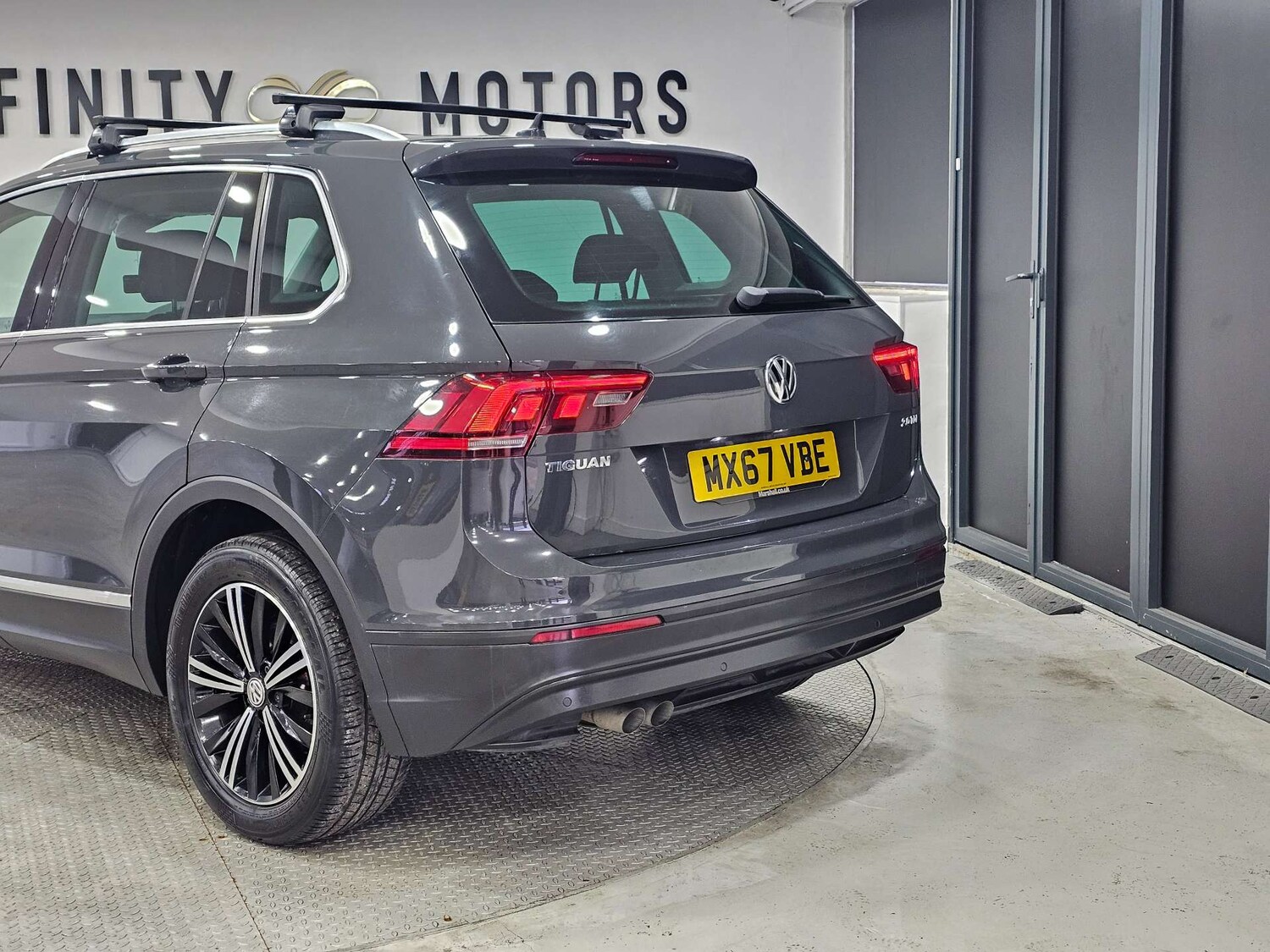 Used Volkswagen Tiguan 2017 for sale - 77803672: Photo 28