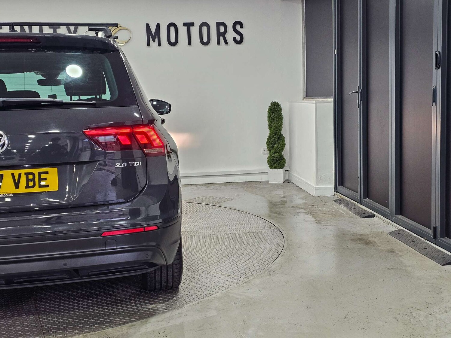 Used Volkswagen Tiguan 2017 for sale - 77803672: Photo 30