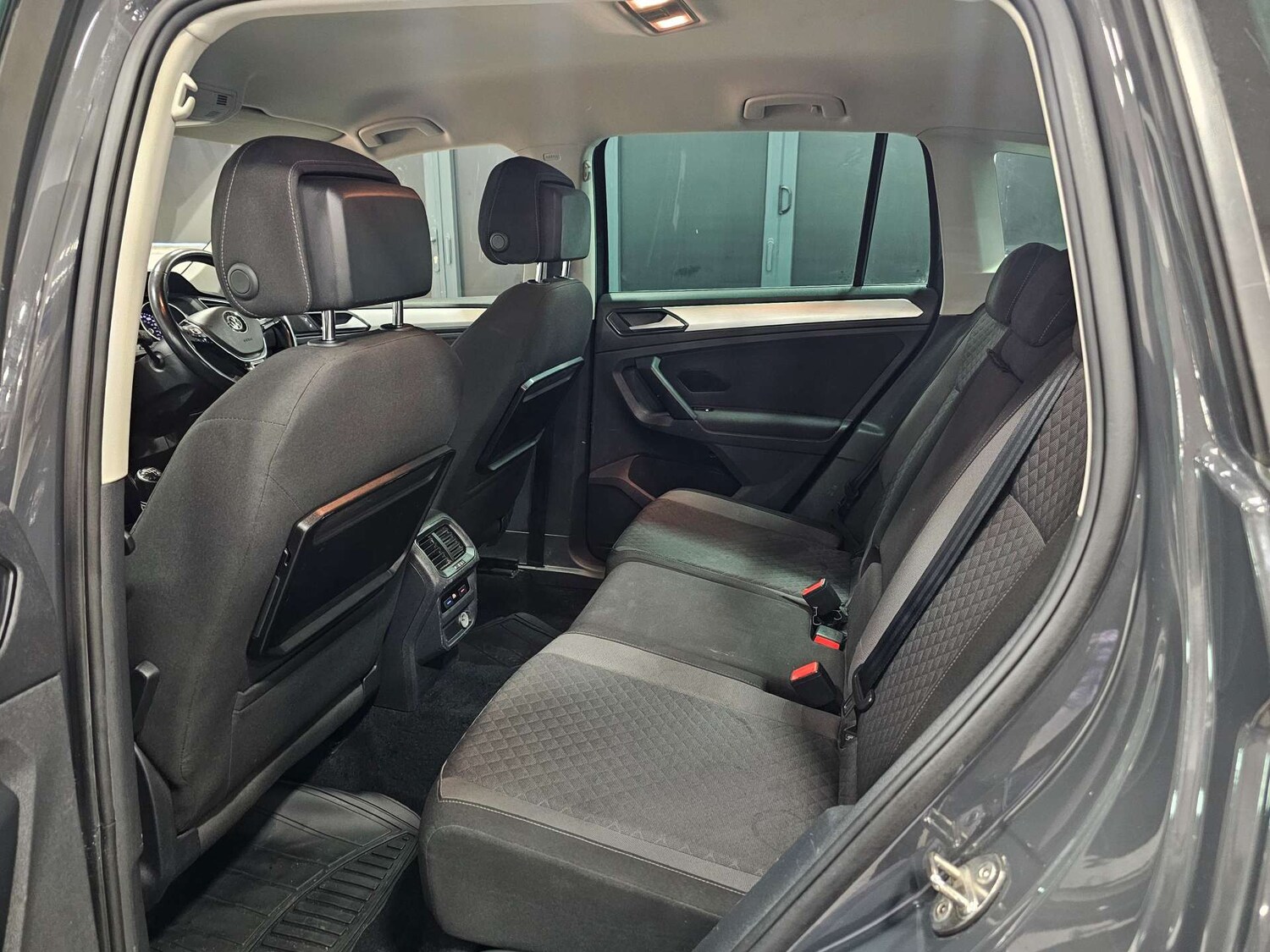 Used Volkswagen Tiguan 2017 for sale - 77803672: Photo 86