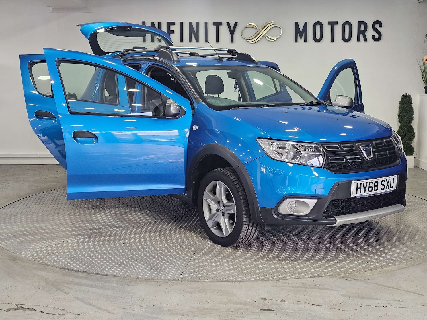 Used Dacia Sandero Stepway 2018 for sale - 76972359: Photo 42