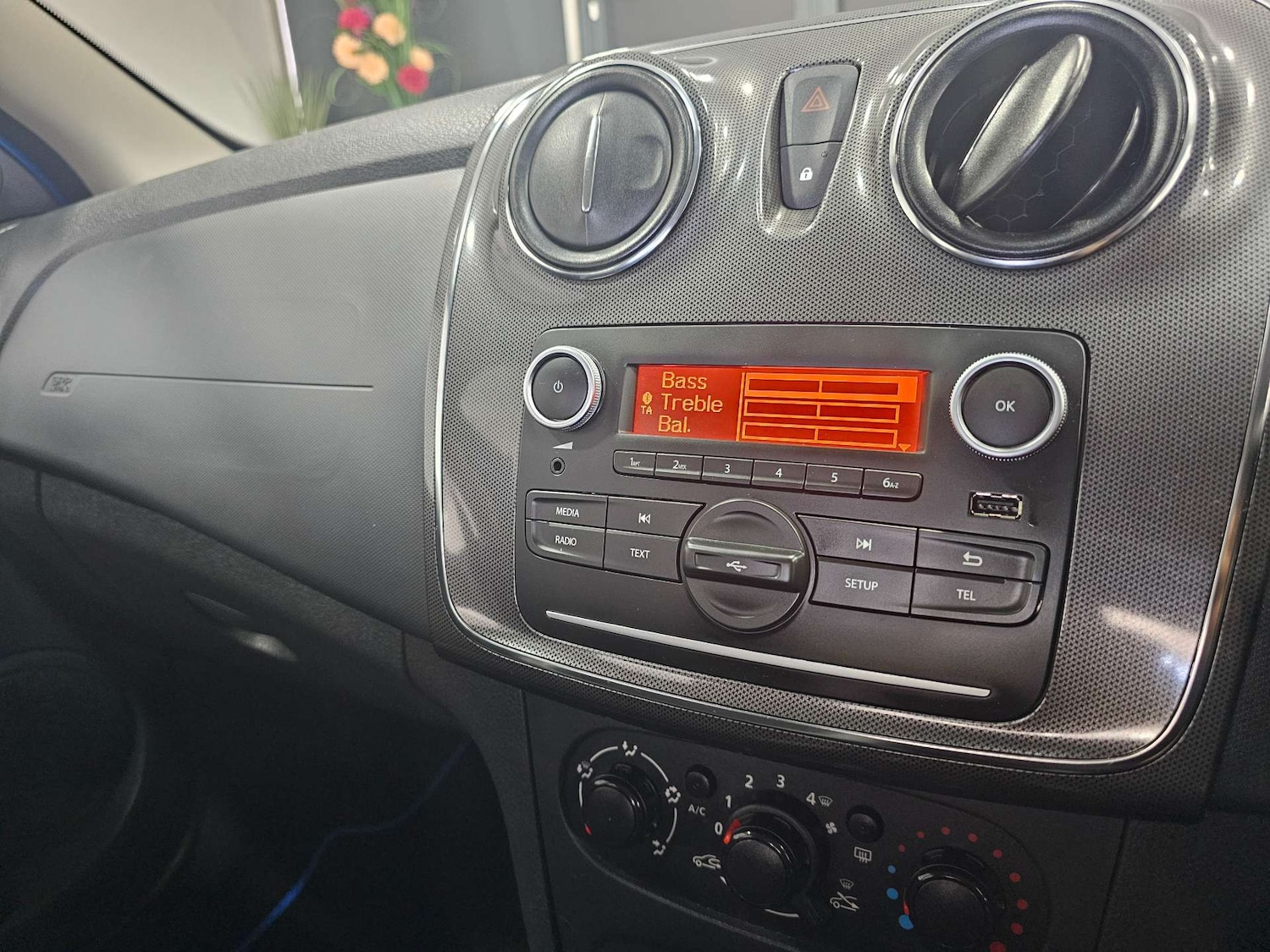 Used Dacia Sandero Stepway 2018 for sale - 76972359: Photo 65