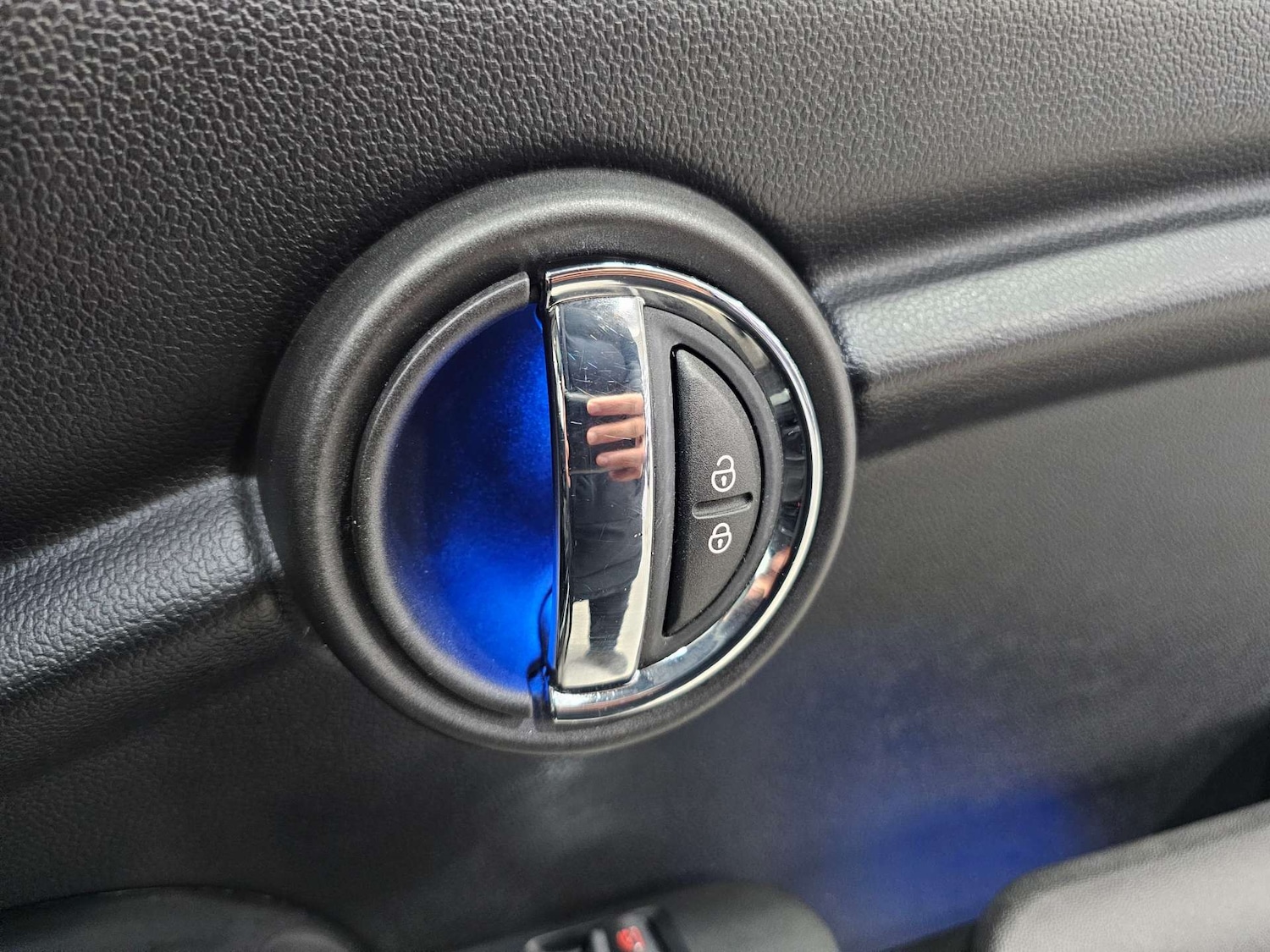 Used MINI Hatch 2017 for sale - 77318475: Photo 57