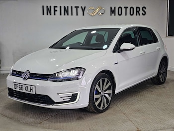 Used Volkswagen Golf 2016 for sale - 78223444: Photo