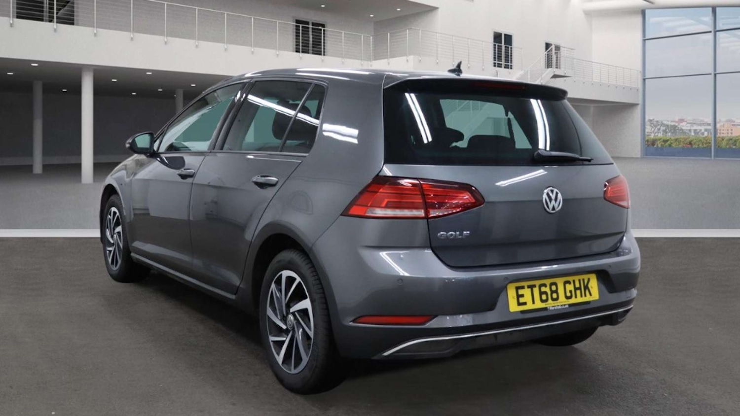 Used Volkswagen Golf 2019 for sale - 77107197: Photo 4