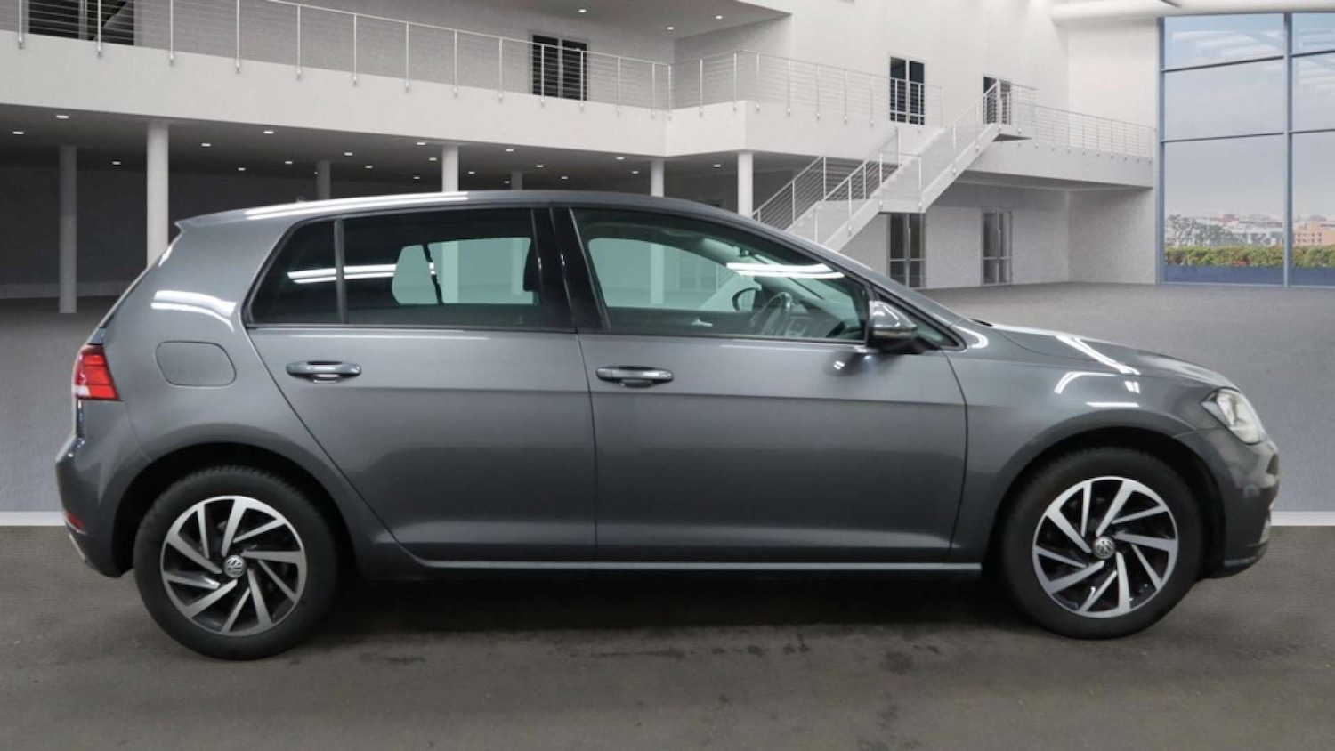 Used Volkswagen Golf 2019 for sale - 77107197: Photo 6