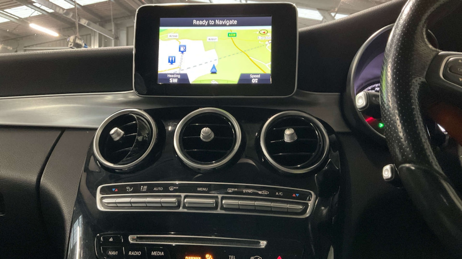 Used Mercedes-Benz C Class 2015 for sale - 77643175: Photo 14