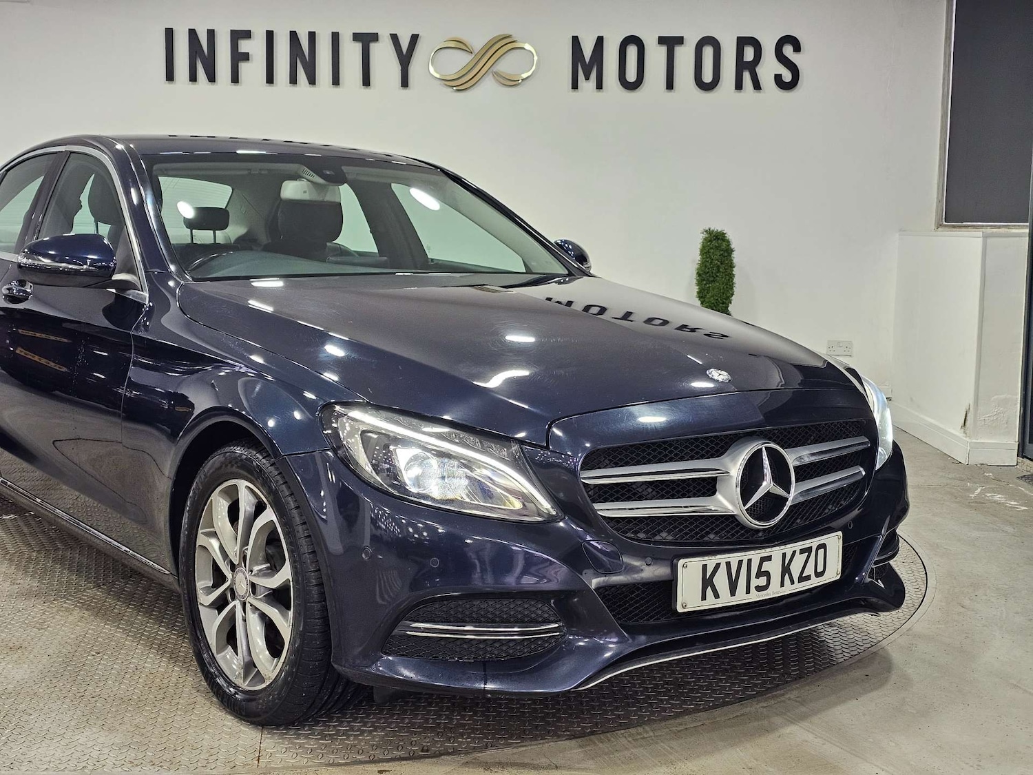 Used Mercedes-Benz C Class 2015 for sale - 77643175: Photo 18